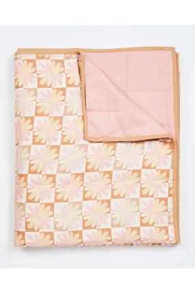 BONNIE AND NEIL QUILTED THROW CHAMOMILE PINK