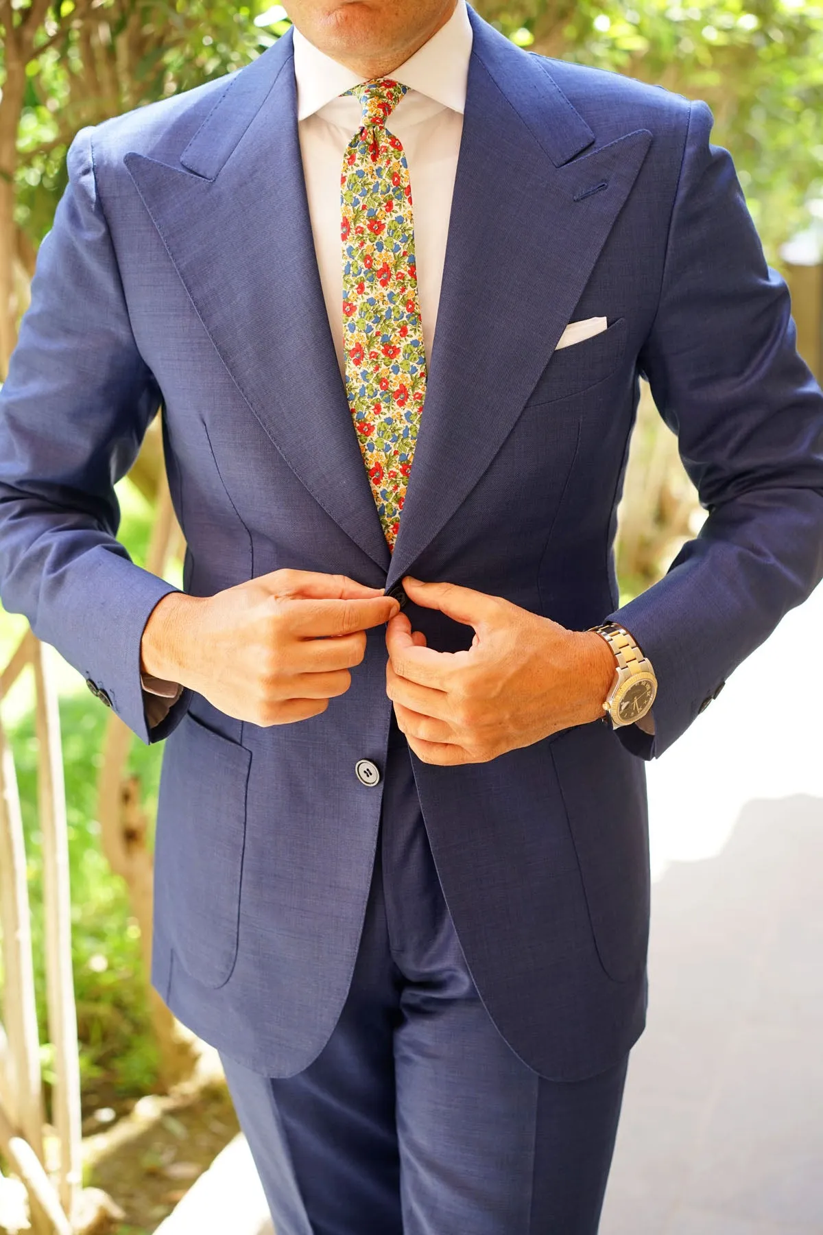 Medellín Flower Skinny Tie